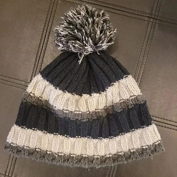 Turtle Fur Beanie Adult Knit Winter Cap with Pom Fleece Lined Black Striped - Picture 4 of 6